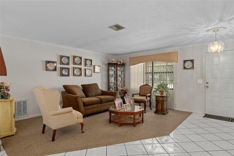 Villa ou maison à vendre à Beverly Hills, Floride: 2 chambres, 158.03 m2 № 1906750 - photo 5