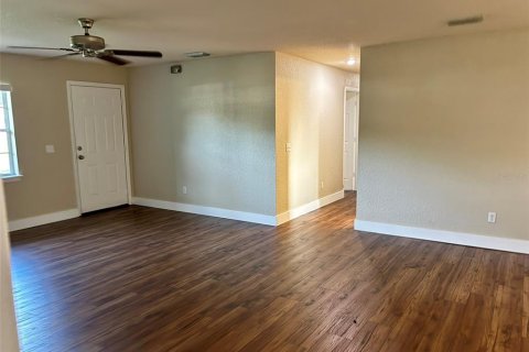 Casa en alquiler en Longwood, Florida, 3 dormitorios, 115.29 m2 № 1901361 - foto 10