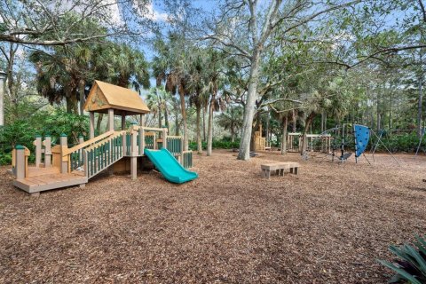 House in Jupiter, Florida 3 bedrooms, 275.46 sq.m. № 1024691 - photo 1