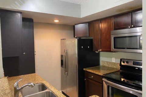 Condominio en alquiler en Orlando, Florida, 3 dormitorios, 114.92 m2 № 1853819 - foto 3