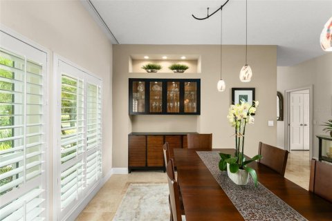 Villa ou maison à vendre à Orlando, Floride: 4 chambres, 342.53 m2 № 1801727 - photo 15