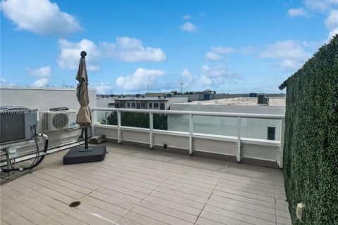 Touwnhouse à louer à Doral, Floride: 4 chambres, 246.66 m2 № 2046360 - photo 20