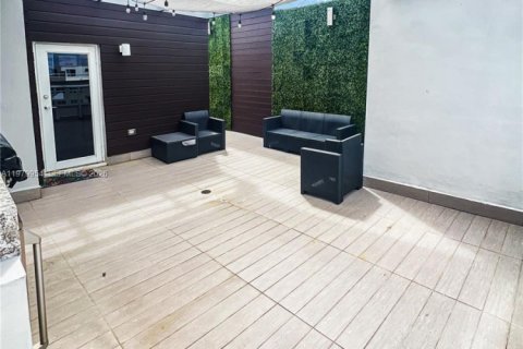 Touwnhouse à louer à Doral, Floride: 4 chambres, 246.66 m2 № 2046360 - photo 19