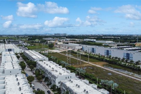 Touwnhouse à louer à Doral, Floride: 4 chambres, 246.66 m2 № 2046360 - photo 27