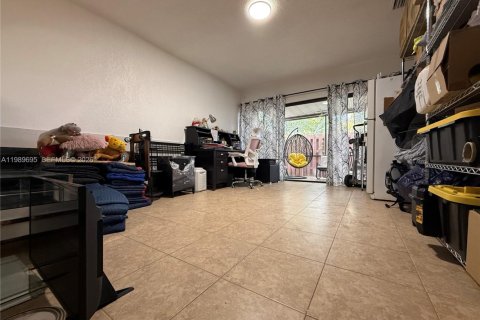 Copropriété à vendre à Davie, Floride: 3 chambres, 129.32 m2 № 2153712 - photo 14