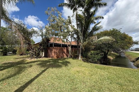 Copropriété à vendre à Davie, Floride: 3 chambres, 129.32 m2 № 2153712 - photo 28