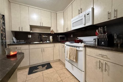 Copropriété à vendre à Davie, Floride: 3 chambres, 129.32 m2 № 2153712 - photo 8
