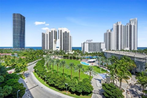 Condominio en venta en Sunny Isles Beach, Florida, 1 dormitorio, 93.37 m2 № 2082509 - foto 22