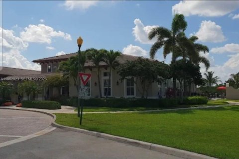 Townhouse in Cutler Bay, Florida 3 bedrooms, 131.55 sq.m. № 2024212 - photo 22