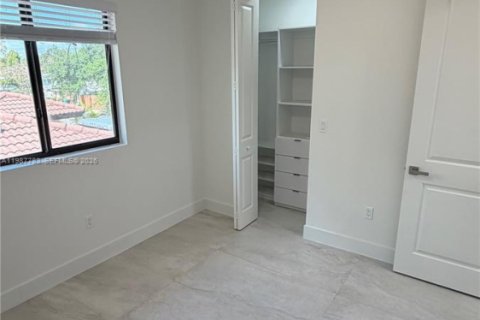 Снять в аренду виллу или дом в Уэст-Перрин, Флорида 6 спален, 239.22м2, № 2050299 - фото 18