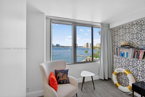 Condominio en venta en Miami Beach, Florida, 1 dormitorio, 64.47 m2 № 2034177 - foto 9