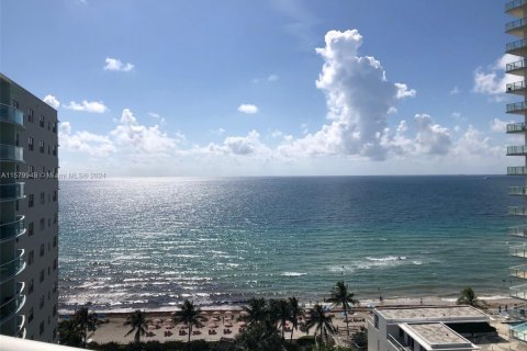 Condo à Hollywood, Floride, 1 chambre  № 2016824