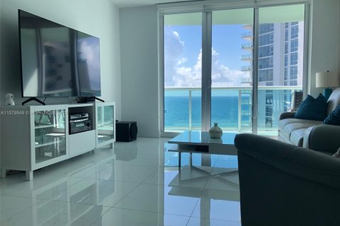 Copropriété à louer à Hollywood, Floride: 1 chambre, 81.2 m2 № 2016824 - photo 20