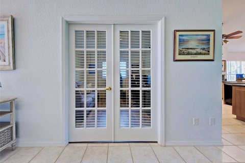 House in Port Charlotte, Florida 2 bedrooms, 145.3 sq.m. № 2351837 - photo 16