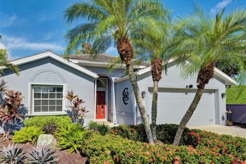 House in Port Charlotte, Florida 2 bedrooms, 145.3 sq.m. № 2351837 - photo 2