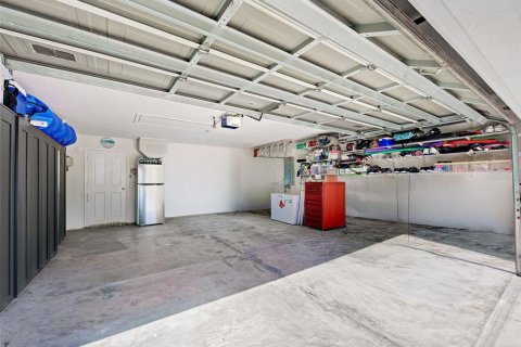 House in Port Charlotte, Florida 2 bedrooms, 145.3 sq.m. № 2351837 - photo 22