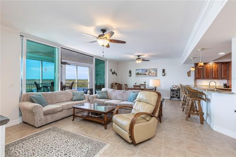 Condo in Fort Myers, Florida, 3 bedrooms  № 1843802 - photo 15