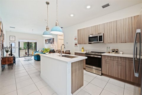 Купить кондоминиум в Дорал, Флорида 3 спальни, 104.42м2, № 1861537 - фото 6