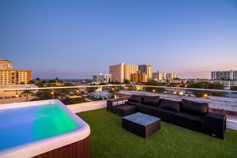 Adosado en alquiler en Pompano Beach, Florida, 5 dormitorios, 243.03 m2 № 2077388 - foto 24