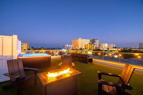 Adosado en alquiler en Pompano Beach, Florida, 5 dormitorios, 243.03 m2 № 2077388 - foto 25