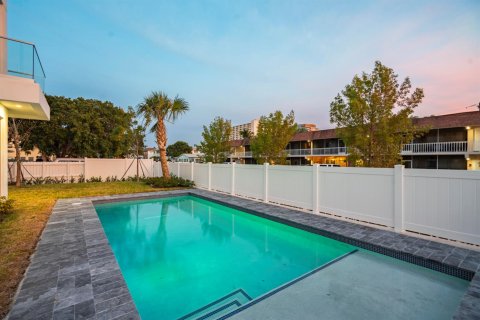 Adosado en alquiler en Pompano Beach, Florida, 5 dormitorios, 243.03 m2 № 2077388 - foto 22