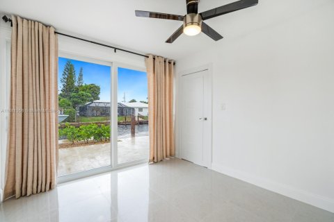 Villa ou maison à vendre à Fort Lauderdale, Floride: 4 chambres, 218.97 m2 № 1925053 - photo 27