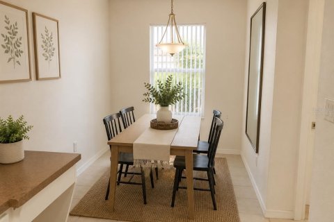 Adosado en alquiler en Tampa, Florida, 3 dormitorios, 192.77 m2 № 2112651 - foto 3