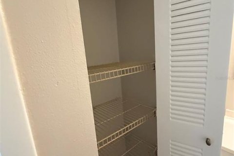 Copropriété à louer à Orlando, Floride: 2 chambres, 92.25 m2 № 2148728 - photo 12