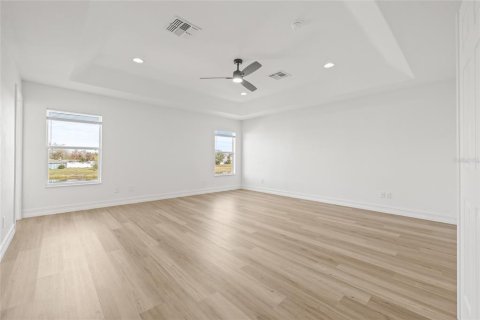 House in Land O' Lakes, Florida 4 bedrooms, 246.38 sq.m. № 1905872 - photo 25