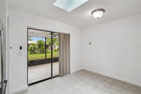 Commercial property in Crystal River, Florida 4 bedrooms, 181.16 sq.m. № 1789698 - photo 20