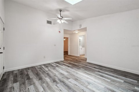 Commercial property in Crystal River, Florida 4 bedrooms, 181.16 sq.m. № 1789698 - photo 4