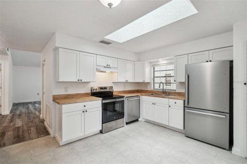Commercial property in Crystal River, Florida 4 bedrooms, 181.16 sq.m. № 1789698 - photo 17