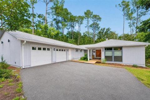 Villa ou maison à Gainesville, Floride 4 chambres, 241.55 m2 № 2342683