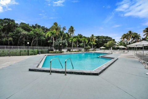 Купить кондоминиум в Санни-Айлс-Бич, Флорида 2 спальни, 126.07м2, № 2009895 - фото 22