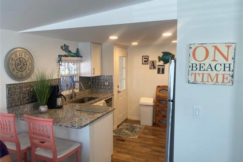 Appartement à louer à Bradenton, Floride: 2 chambres, 72.46 m2 № 2387339 - photo 2