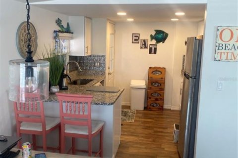 Appartement à louer à Bradenton, Floride: 2 chambres, 72.46 m2 № 2387339 - photo 8