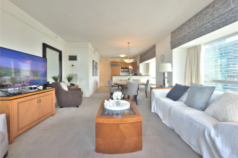 Copropriété à louer à Miami, Floride: 2 chambres, 162.3 m2 № 1842564 - photo 7