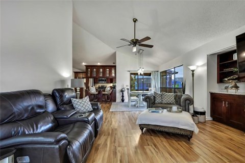 Condominio en venta en Crystal River, Florida, 2 dormitorios, 123.1 m2 № 2152369 - foto 3