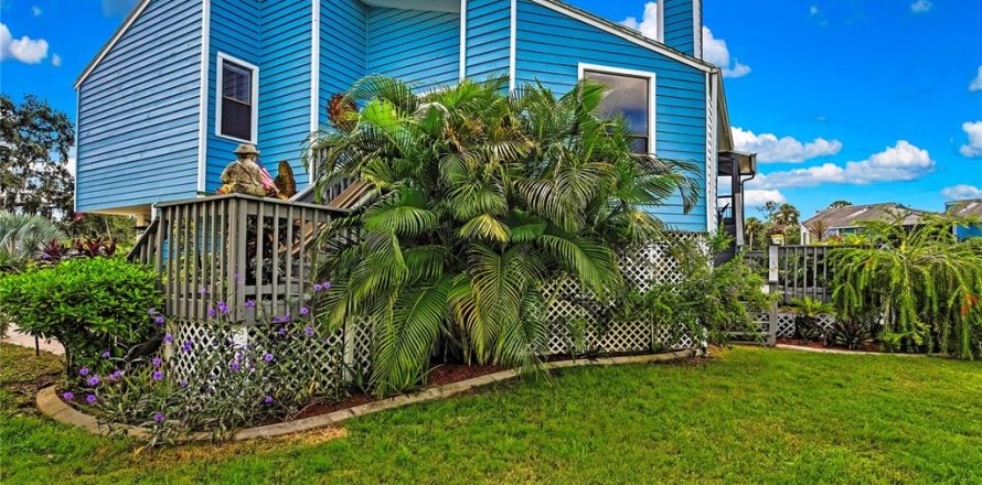Condominio en Crystal River, Florida, 2 dormitorios  № 2152369
