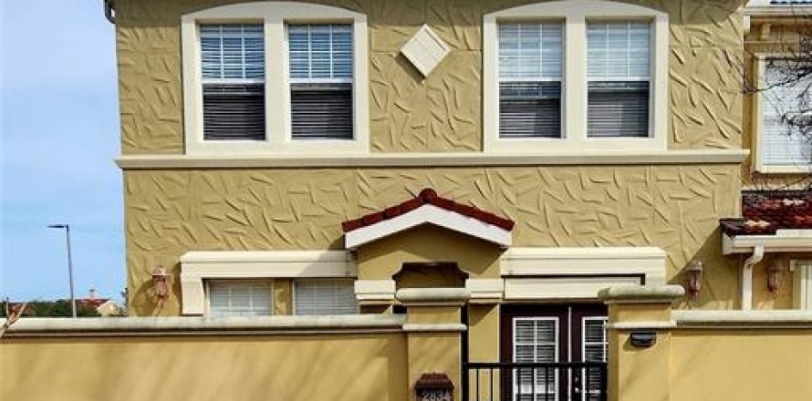 Townhouse in Haines City, Florida 4 bedrooms, 149.02 sq.m. № 1612748