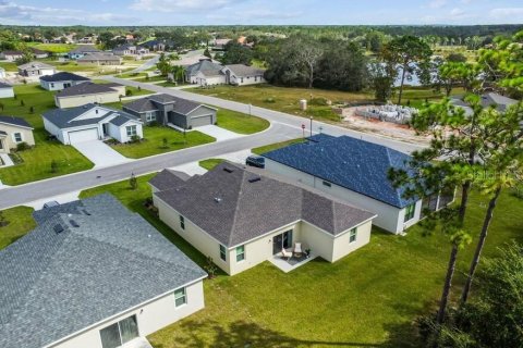 House in Weeki Wachee, Florida 3 bedrooms, 144 sq.m. № 1581010 - photo 23