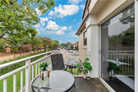 Condominio en venta en Pembroke Pines, Florida, 2 dormitorios, 96.34 m2 № 1895842 - foto 18