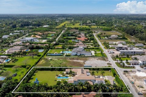 House in Southwest Ranches, Florida 6 bedrooms, 1265.24 sq.m. № 1714148 - photo 6