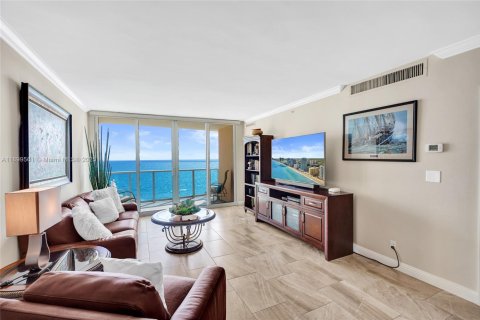 Купить кондоминиум в Холливуд, Флорида 1 спальня, 77.57м2, № 2019308 - фото 6