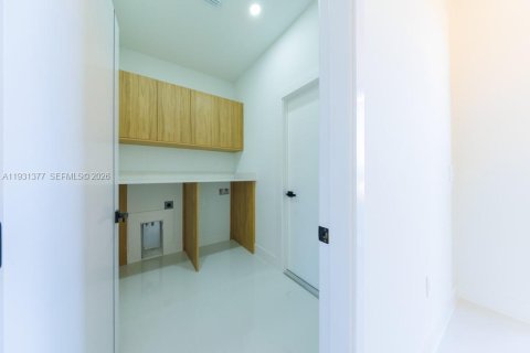 Casa en venta en Lehigh Acres, Florida, 4 dormitorios № 2000951 - foto 28