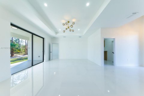 Casa en venta en Lehigh Acres, Florida, 4 dormitorios № 2000951 - foto 27