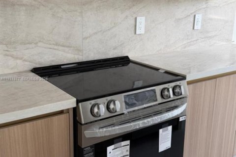 Casa en venta en Lehigh Acres, Florida, 4 dormitorios № 2000951 - foto 9