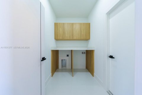 Casa en venta en Lehigh Acres, Florida, 4 dormitorios № 2000951 - foto 29