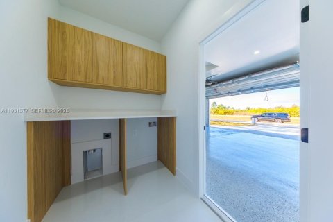 Casa en venta en Lehigh Acres, Florida, 4 dormitorios № 2000951 - foto 30