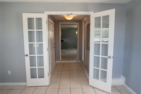Casa en venta en Brandon, Florida, 3 dormitorios, 110.83 m2 № 2151121 - foto 6
